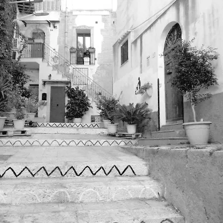 Al Centro Storico Bed & Breakfast 4*